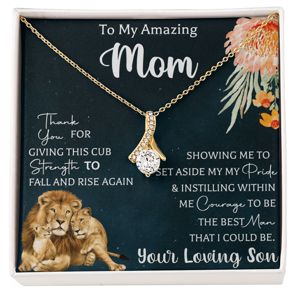 giftsignature alluring beauty necklace close up pendant