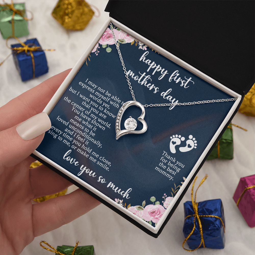 giftsignature first mothers day necklace close up pendant